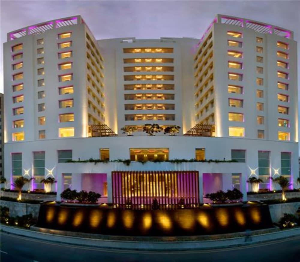 Hotel Pullman Chennai Anna Salai - Premium Brand By Accor Exterior foto