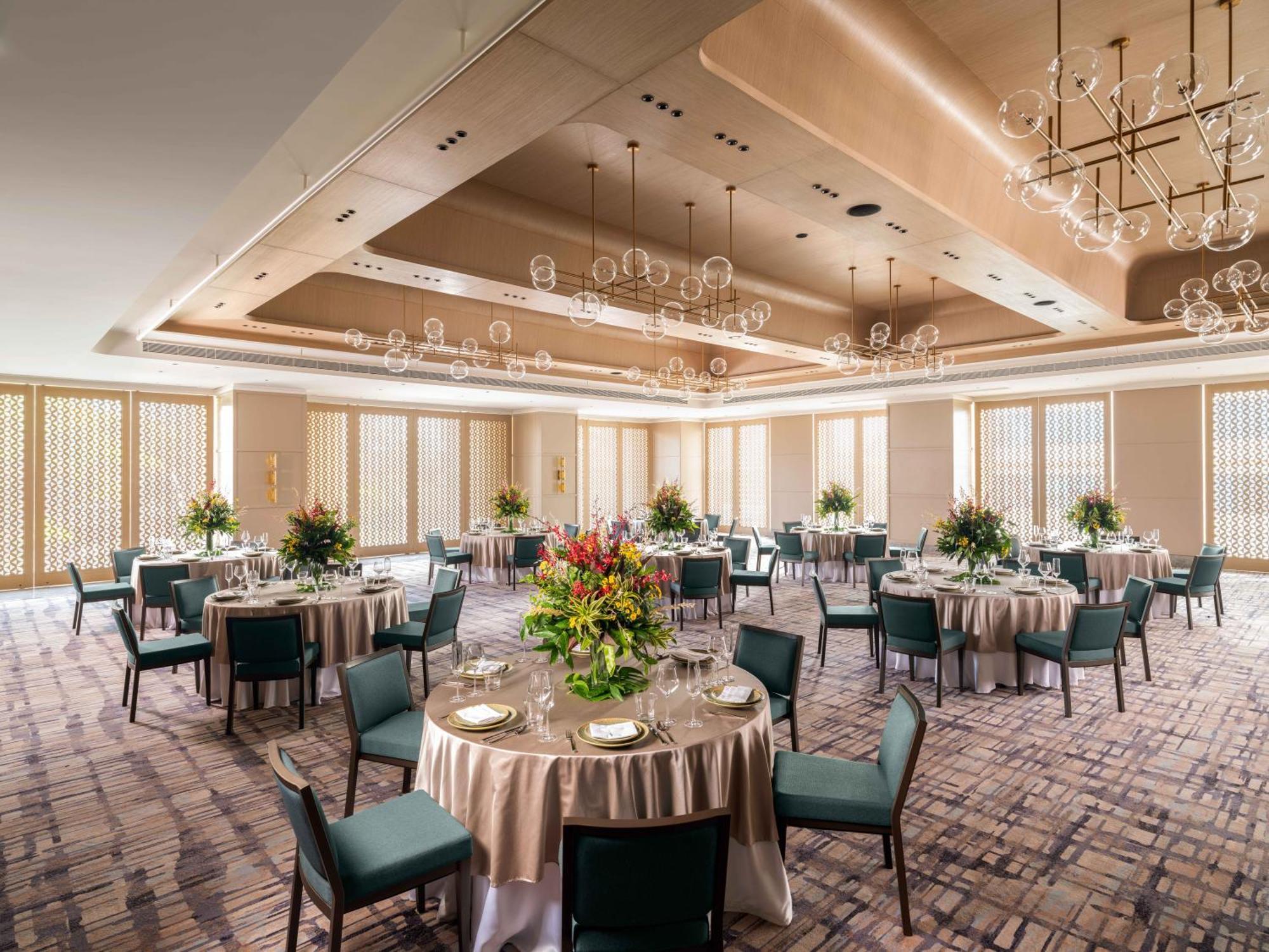 Hotel Pullman Chennai Anna Salai - Premium Brand By Accor Exterior foto
